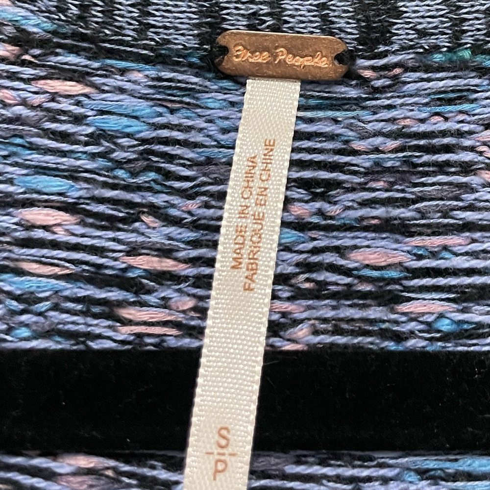 Free People “Season of the Sun” Sweater/Tunic - Size Small - Picture 3 of 5